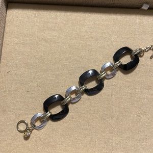 NWOT Alfani toggle bracelet